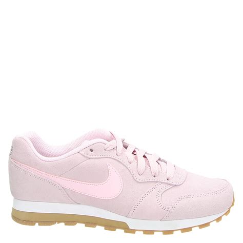 nike dames zomerse kleuren|Dames Zomeressentials Schoenen (40) .